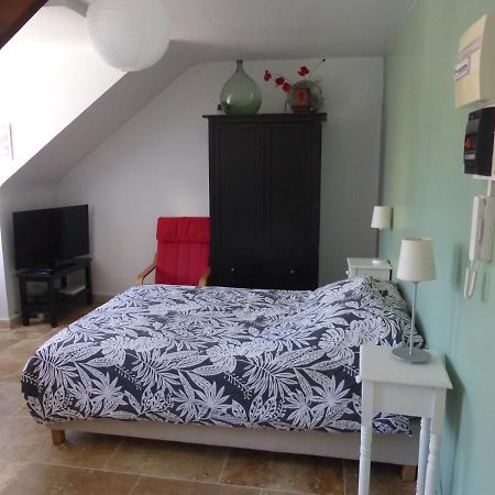 Studio calme au coeur de Tours Extérieur photo